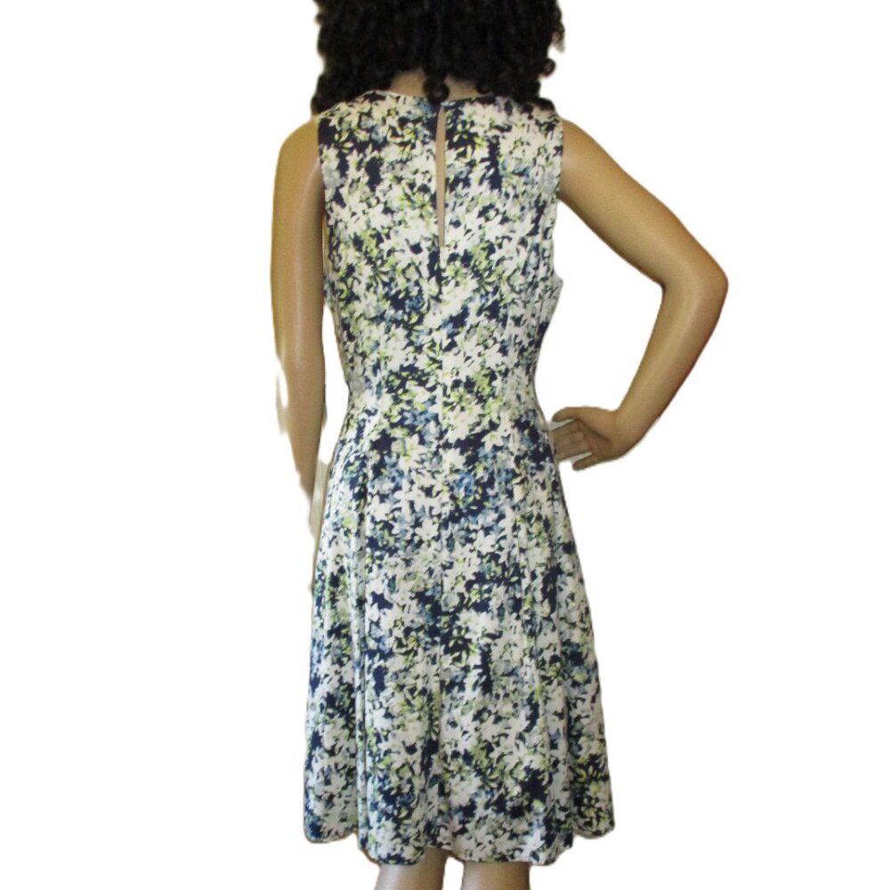 Liz Claiborne Sleeveless Dress - Picture 2 of 9